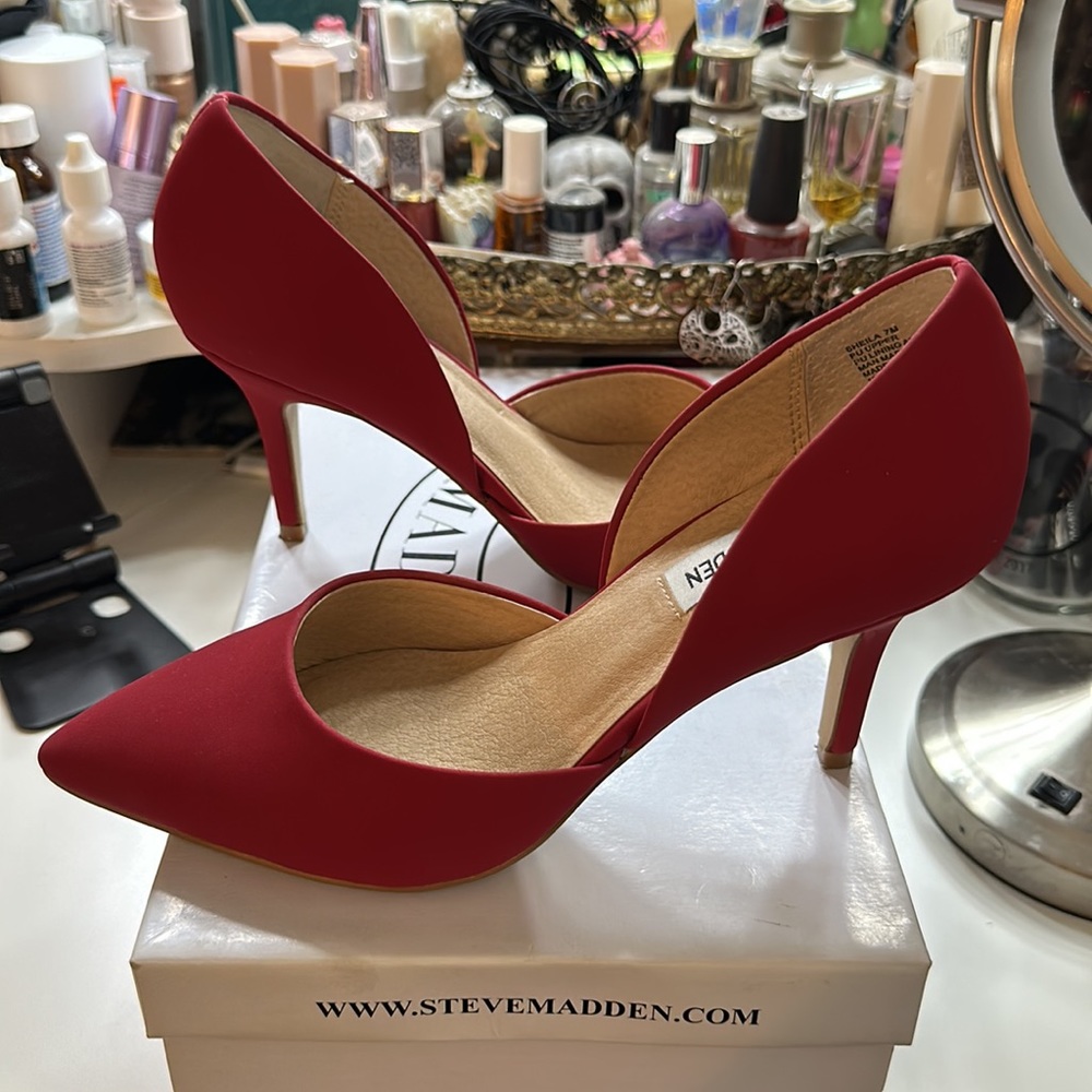 Steve Madden Sheila Red - Picture 3 of 4